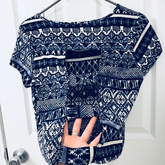 Blue and White Crop Top with Cutouts - Picture 4 of 4